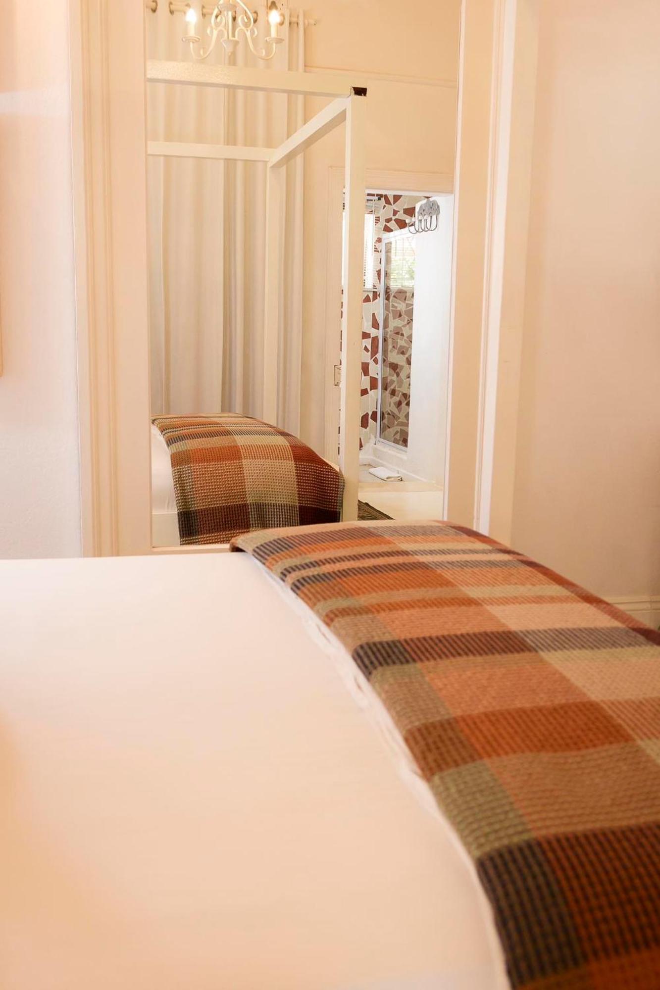 Boutique Guesthouse ฮานโอเวอร์ ภายนอก รูปภาพ